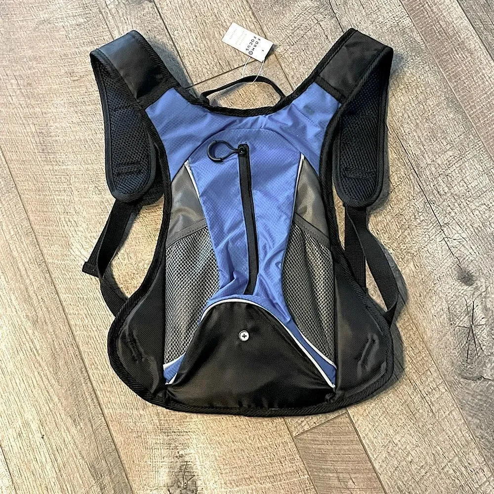 NWT! Form + Focus 1.5 Liter Hydration Backpack. - Picture 2 of 4